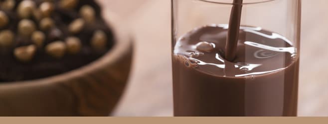 Chocolate milk and preparation for milkshake